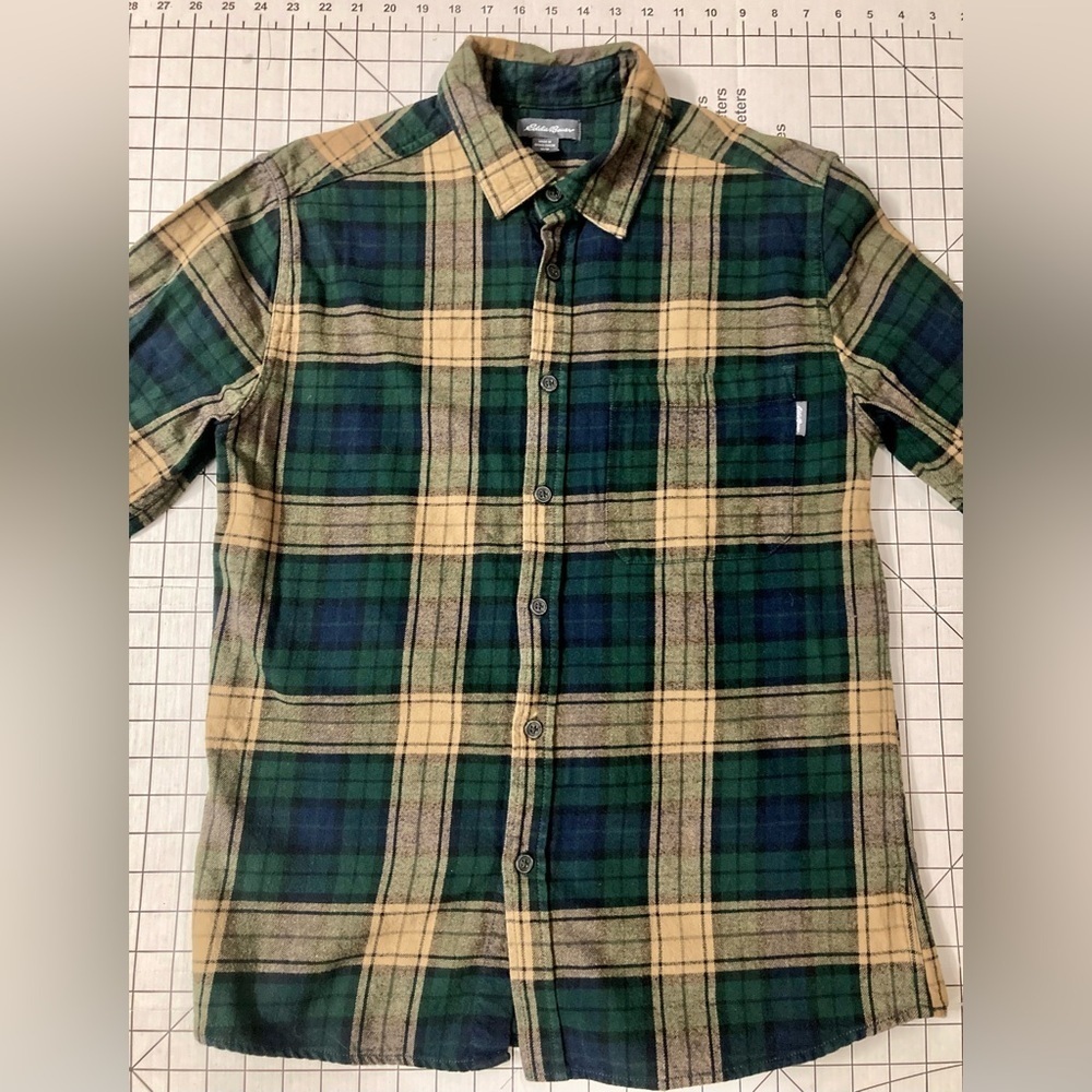 Eddie Bauer Men’s Medium Blue/Green/Tan Flannel Shirt